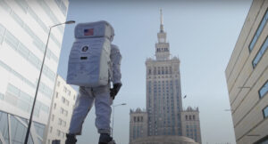 Co robił astronauta na ulicach Warszawy